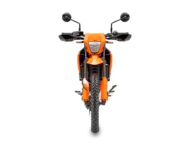 KTM 125 Enduro R 2025 estudio1