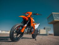 KTM 125 SMC R 2025 15 KTM 125 SMC R 2025 detalles3