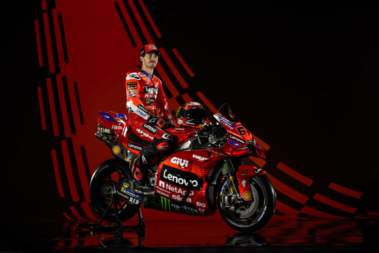 Pecco-Bagnaia-Ducati-MotoGP-2025-9