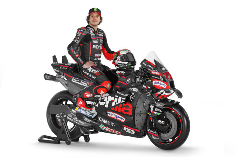 aprilia-racing-presentacion-motogp-2025-martin-bezzecchi (6)