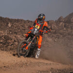 Sanders vuelve a ganar en la etapa 1 y Schareina brilla pese a un problema de navegación