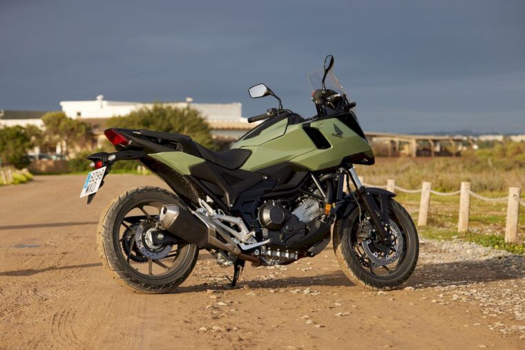 honda-nc750x-2025-14
