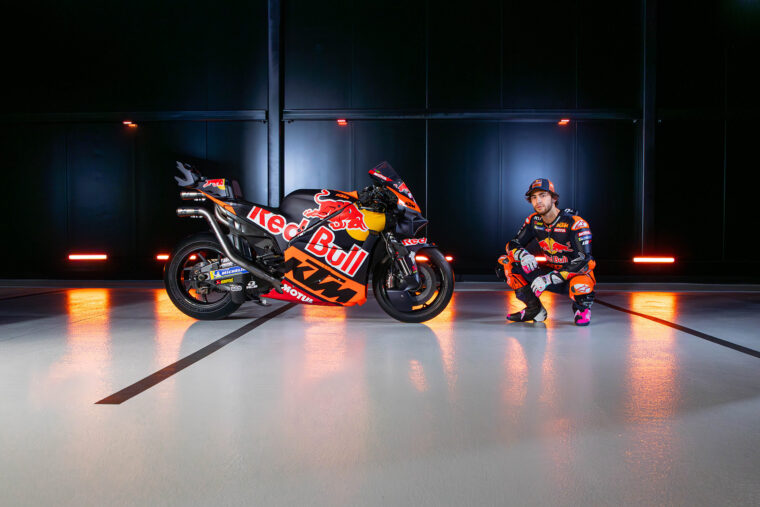 ktm-motogp-2025-red-bull-factory-tech3 (1)