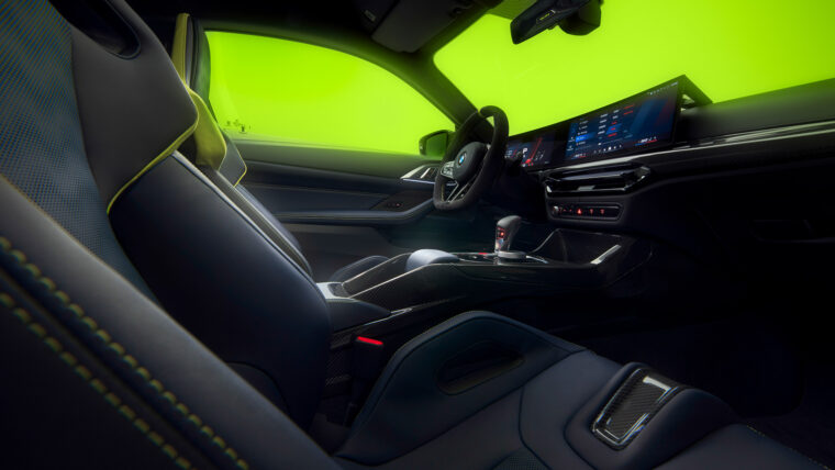 BMW M4 CS Edition VR46: ¡46 unidades del superdeportivo alemán al estilo de Valentino Rossi! 40 BMW M4 CS VR46 2025 Valentino Rossi detalles1