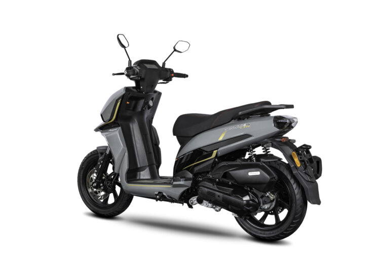 Malaguti-Crosser-CR1-125-2025-estudio-colores1