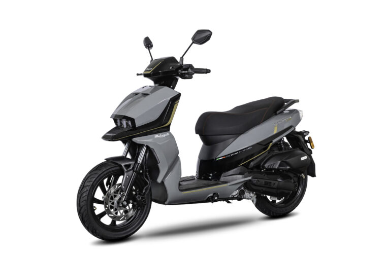 Malaguti-Crosser-CR1-125-2025-estudio-colores4