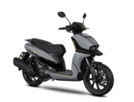 Malaguti Crosser CR1 125 2025 12 Malaguti Crosser CR1 125 2025 estudio colores5