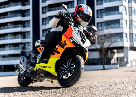 Prueba Italjet Dragster 300 2025: purasangre automático