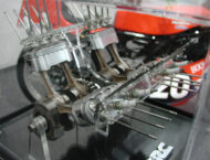 Motor Honda NR750 pistones ovalados
