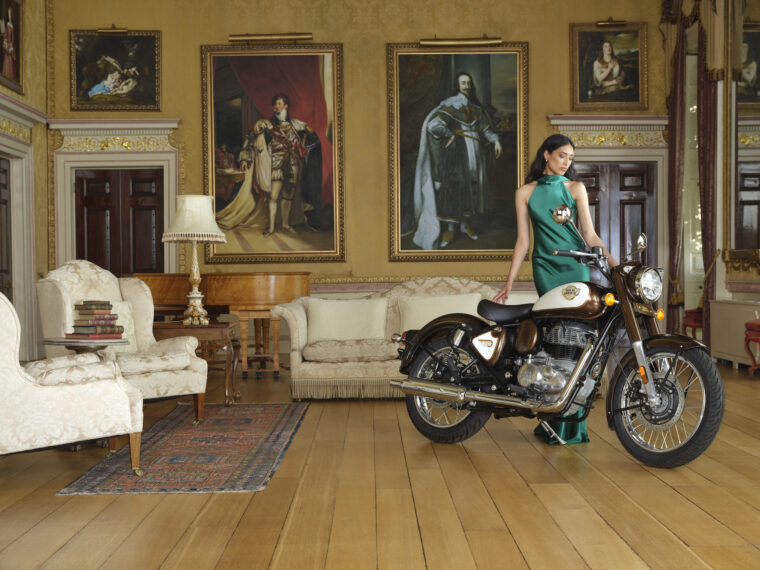 Royal-Enfield-Classic-350-2025-47