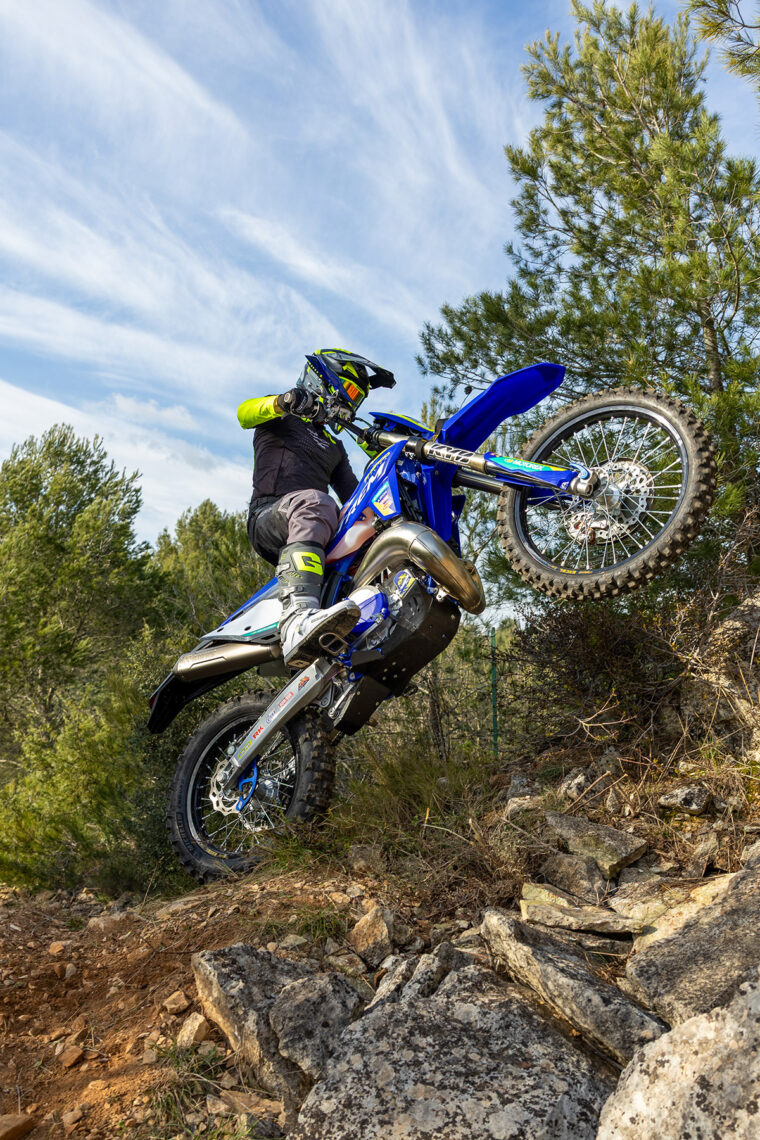 Sherco-300-SE-Xtrem-2025-accion2