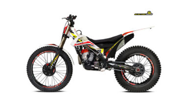 TRRS Xtrack RR 2025 estudio color3