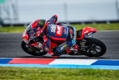 Ángel Piqueras gana en Argentina tras una última vuelta de infarto en Moto3 6 angel piqueras victoria moto3 argentina