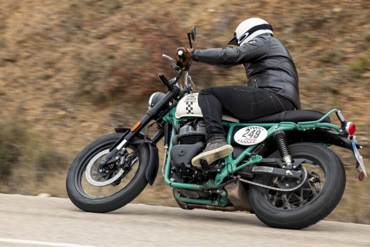 royal-enfield-bear-650-2025-04