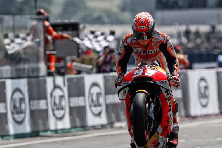 victorias-marc-marquez-90-angel-nieto (64)