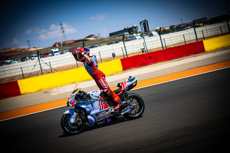 victorias-marc-marquez-90-angel-nieto (86)