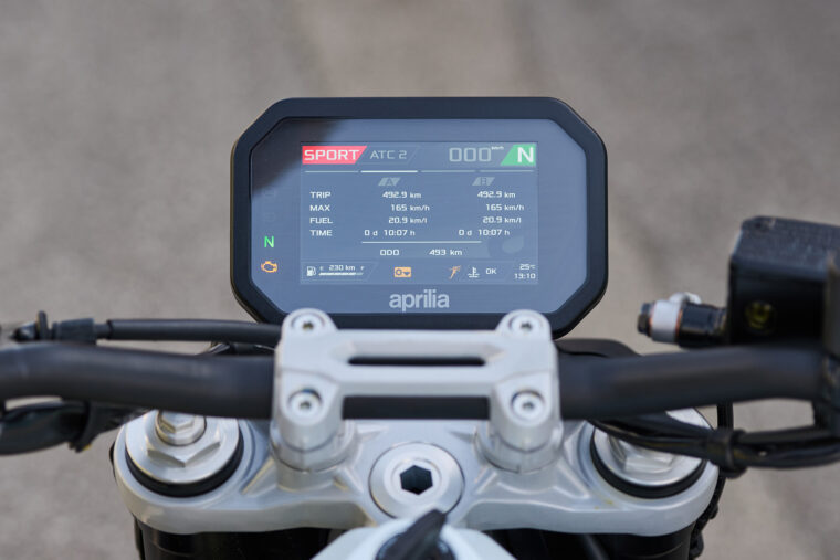 Aprilia Tuono 457 - 20