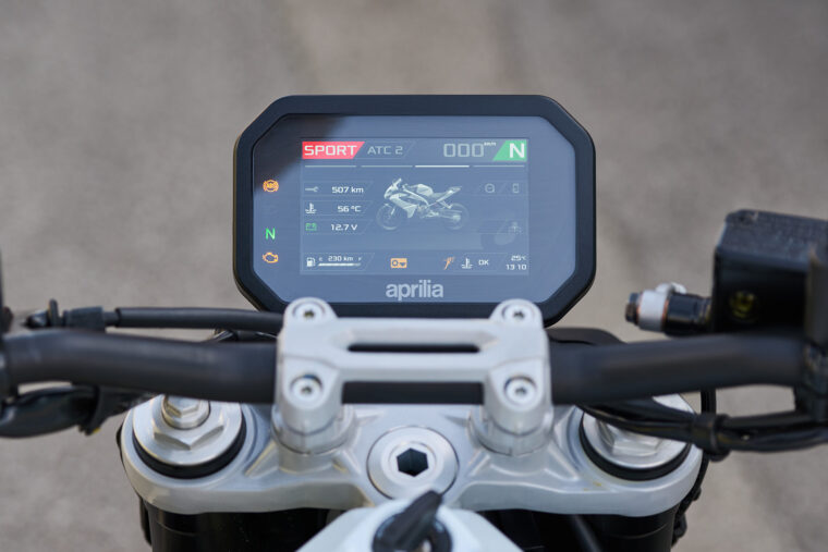 Aprilia Tuono 457 - 21