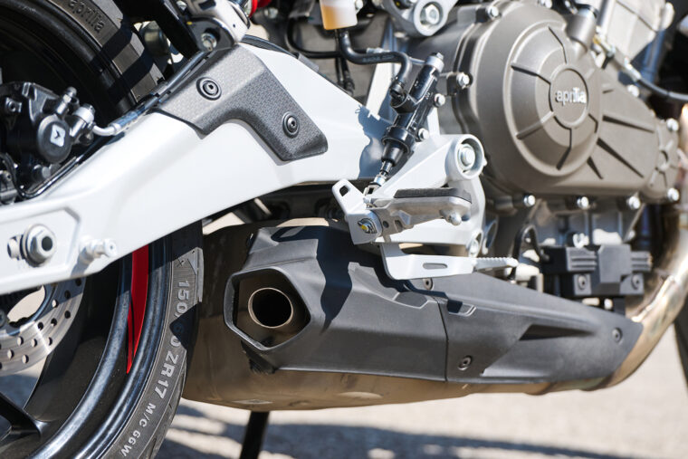 Aprilia Tuono 457 - 27