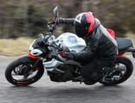 Aprilia Tuono 457: Prueba y opinión de... ¿la mejor A2 pura? 11 Aprilia Tuono 457 Prueba11