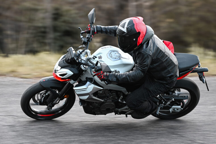 Aprilia Tuono 457 Prueba - 11