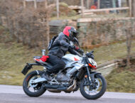 Aprilia Tuono 457: Prueba y opinión de... ¿la mejor A2 pura? 15 Aprilia Tuono 457 Prueba7