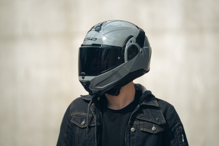 Casco-LS2-Advant-II-2