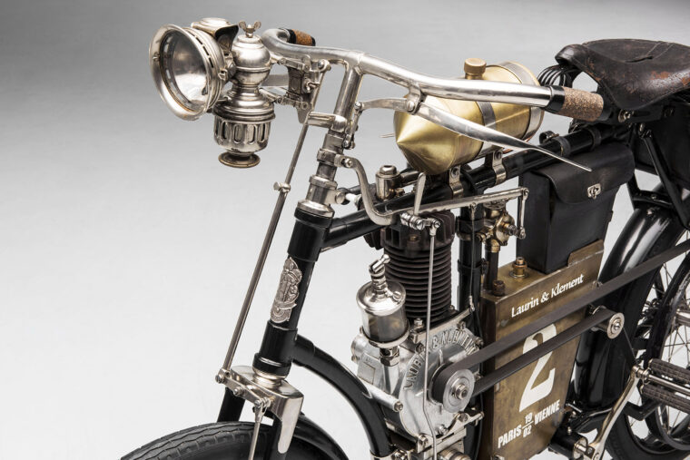 Laurin-Klement-SLAVIA-B-5