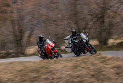 La Moto Morini X-Cape 700, ¡ya en los concesionarios! 3 Moto Morini X Cape 700 2025 accion3