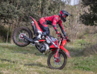 Rieju MR 300i Pro 2026 10 Rieju MR300i Pro 2026 accion4