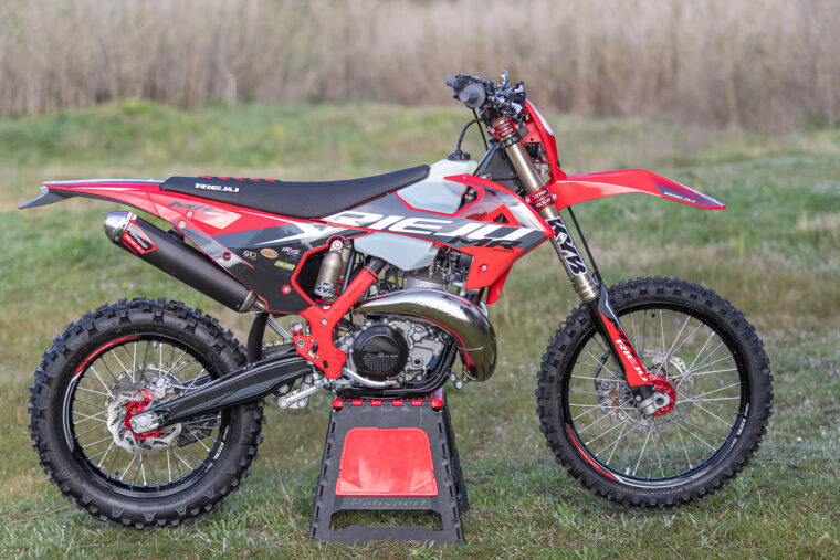 Rieju-MR300i-Pro-2026-estaticas4