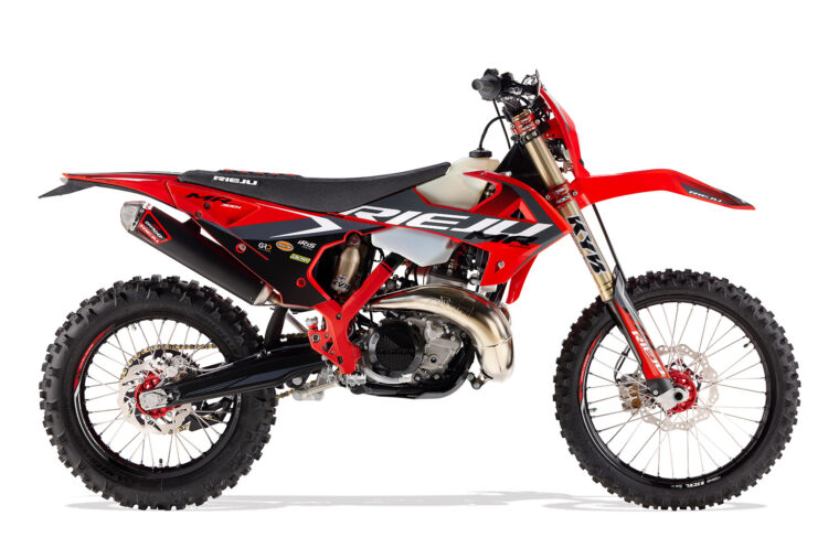 Rieju-MR300i-Pro-2026-estudio-color6