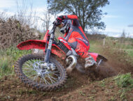 Rieju MR 300 Racing 2026 14 Rieju MR300i Racing 2026 accion1