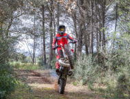 Rieju MR 300 Racing 2026 12 Rieju MR300i Racing 2026 accion3