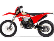 Rieju MR 300 Racing 2026 22 Rieju MR300i Racing 2026 estudio color6