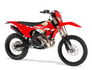 Rieju MR 300 Racing 2026 18 Rieju MR300i Racing 2026 estudio color7