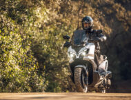 SYM ADX 300 2025 accion9