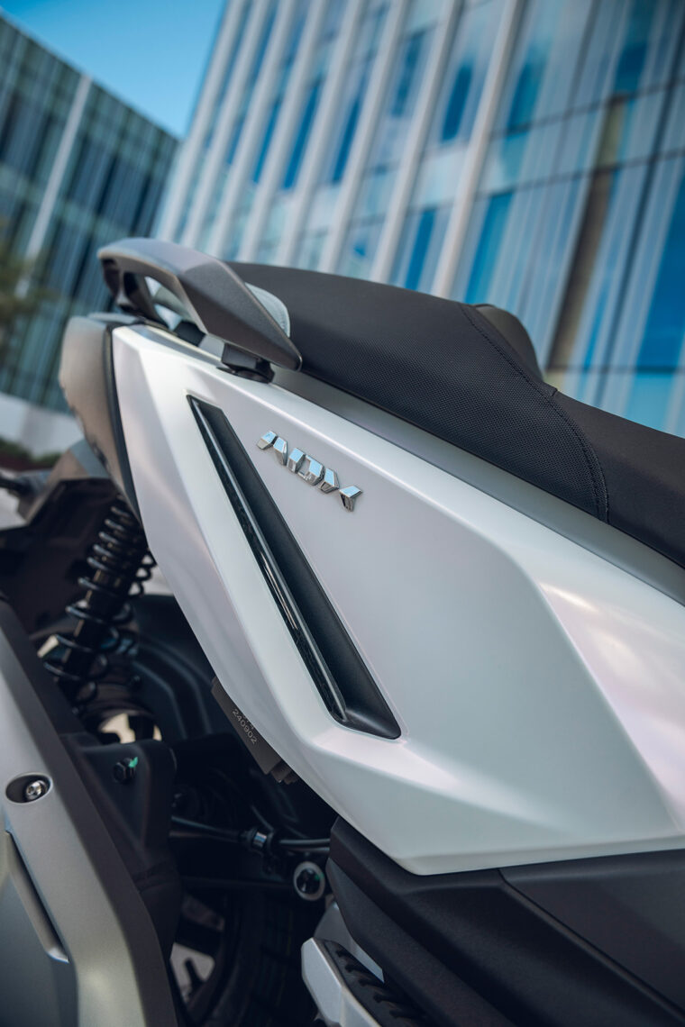 SYM-ADX-300-2025-detalles10