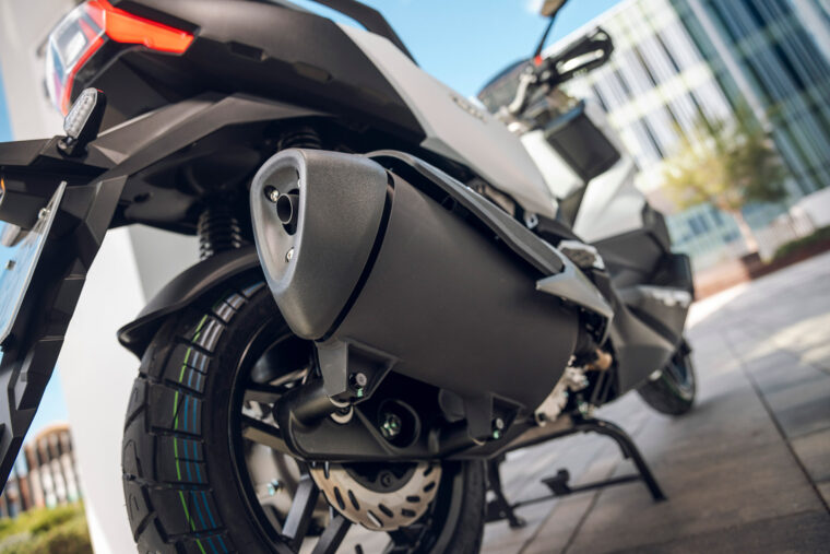 SYM-ADX-300-2025-detalles2