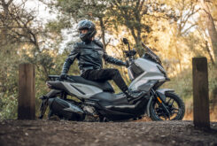 Súmate al plan ADX de SYM: scooters con descuento y equipamiento extra 25 SYM ADX 300 2025 estaticas8