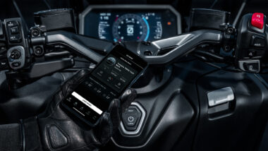 Yamaha TMAX 2025 precio detalles 24