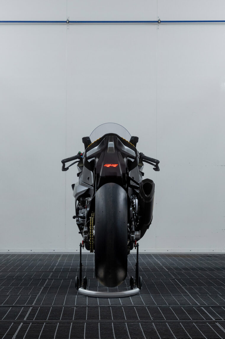 BMW-Motorrad-Concept-RR-2025-16