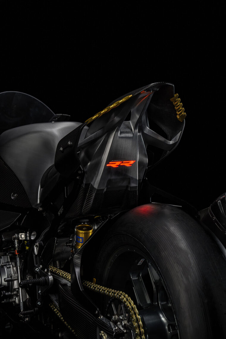 BMW-Motorrad-Concept-RR-2025-35