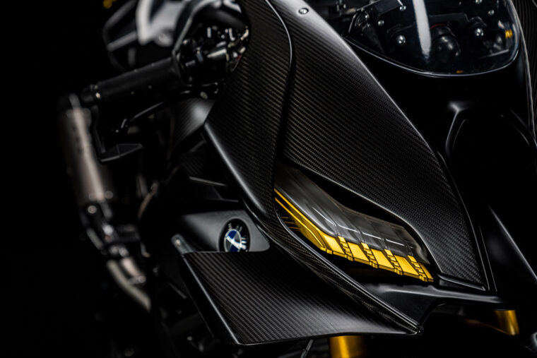 BMW-Motorrad-Concept-RR-2025-43