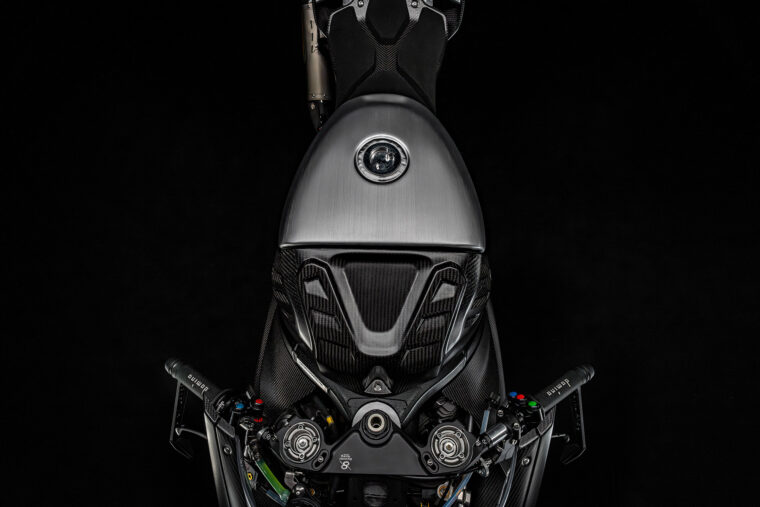 BMW-Motorrad-Concept-RR-2025-49
