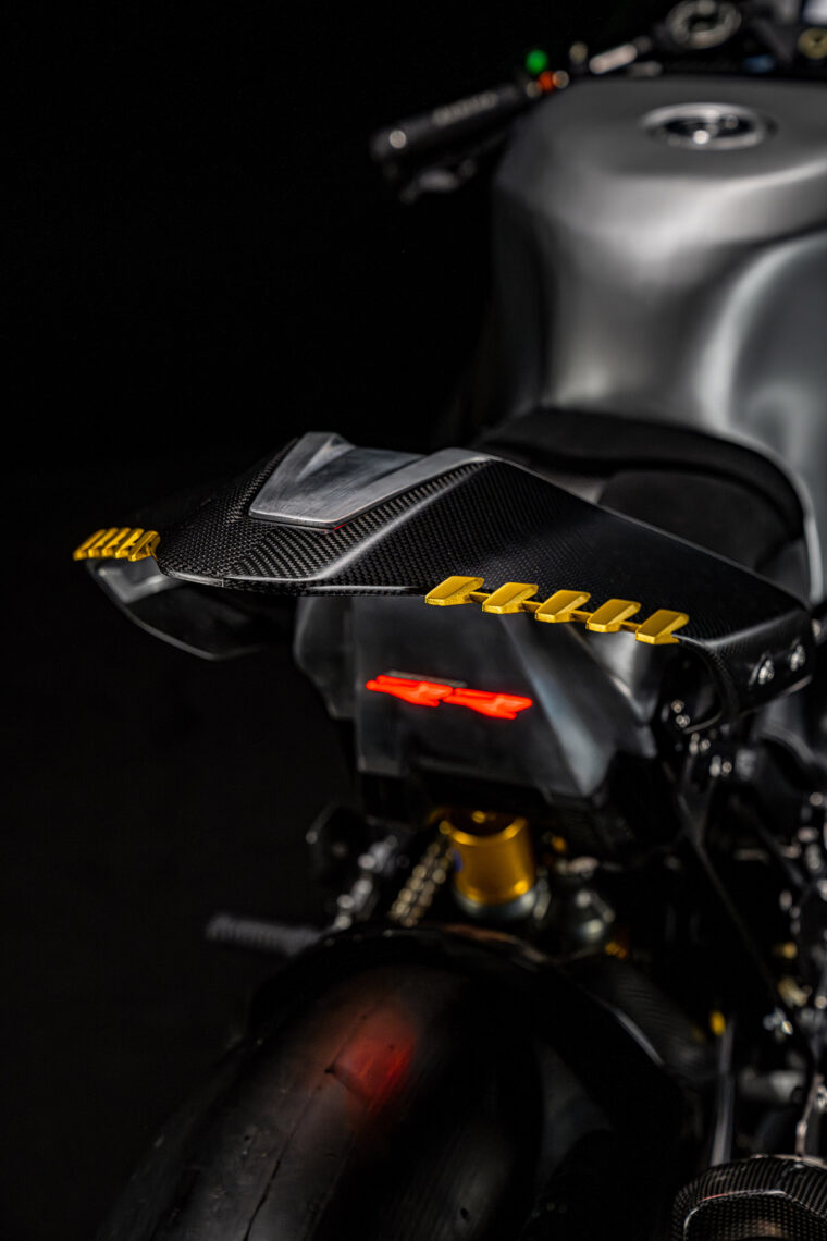 BMW-Motorrad-Concept-RR-2025-53