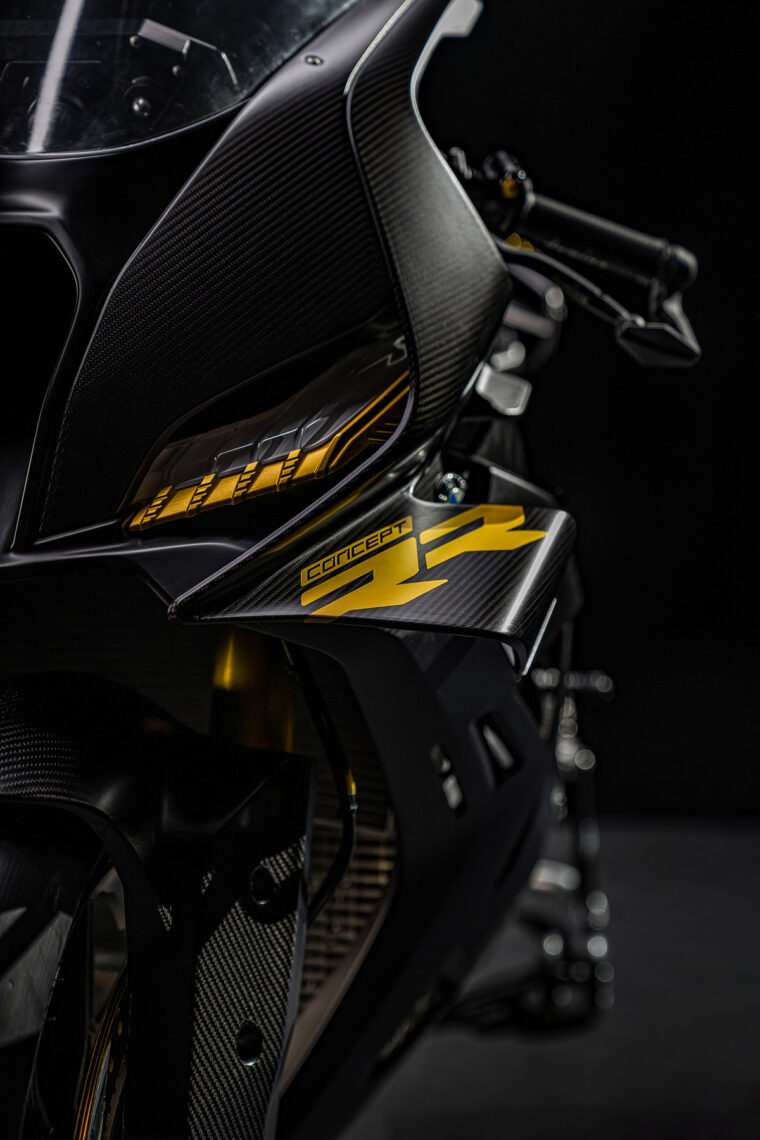 BMW-Motorrad-Concept-RR-2025-57