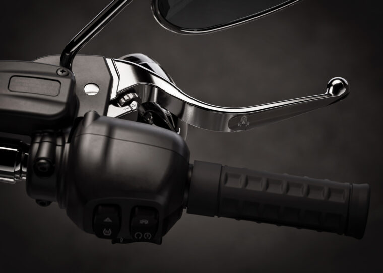 Harley-Davidson-Fat-Boy-Gray-Ghost-2025-detalles10