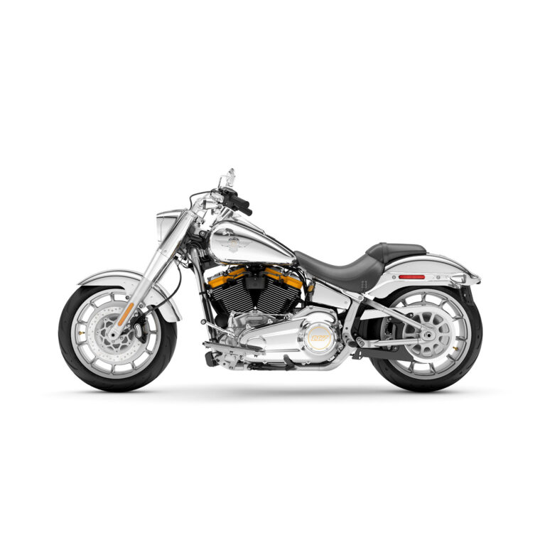 Harley-Davidson-Fat-Boy-Gray-Ghost-2025-estudio3