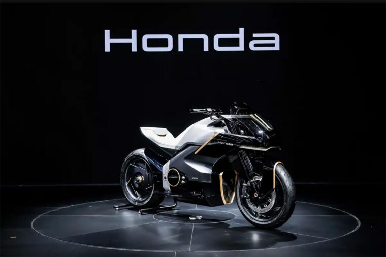 Honda-concept-electrico-2026-Tron-1